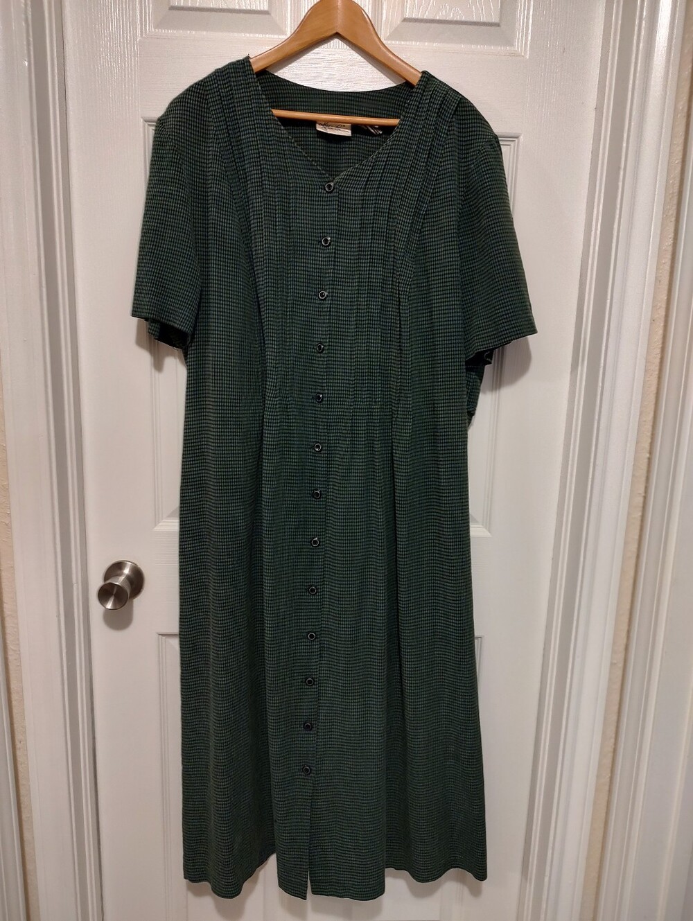Forest Green Button-Front Midi Dress